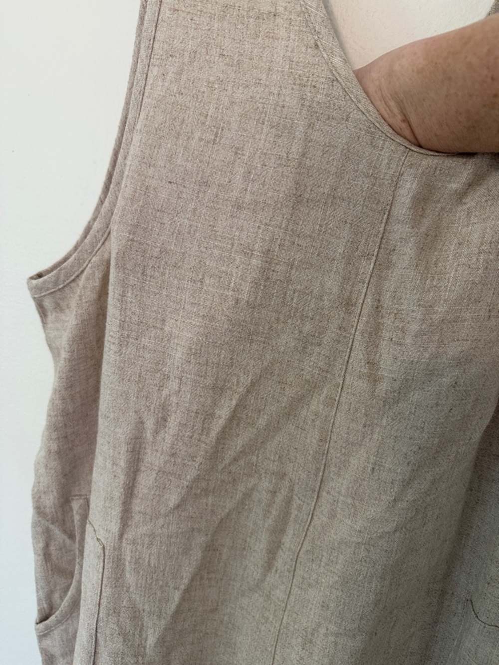 Treasure & Bond Linen-Blend Sleeveless Wide-Leg Jumpsuit in Cream - Picture 9 of 9